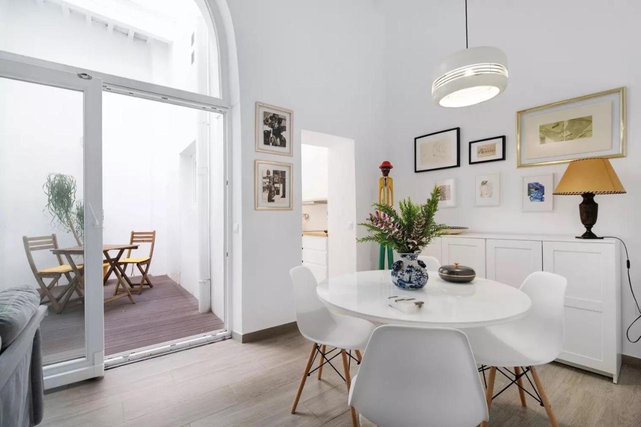 Precioso Alojamiento Con Patio Interior Cádiz Eksteriør billede